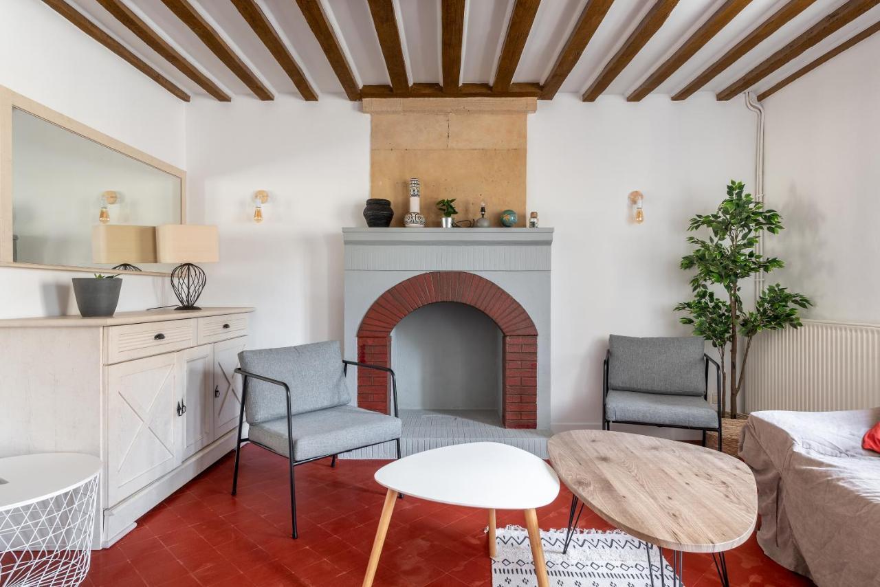 L'Escalier Rouge - Maison Renovee Avec Cour Luc-sur-Mer Eksteriør billede